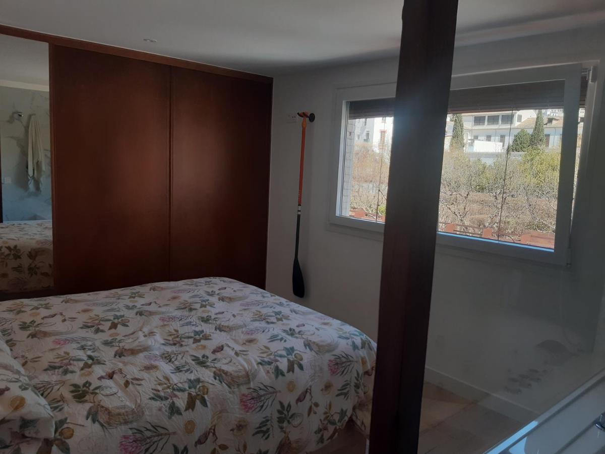 Habitacion Con Bano Privado Y Vistas Apartment Granada Luaran gambar